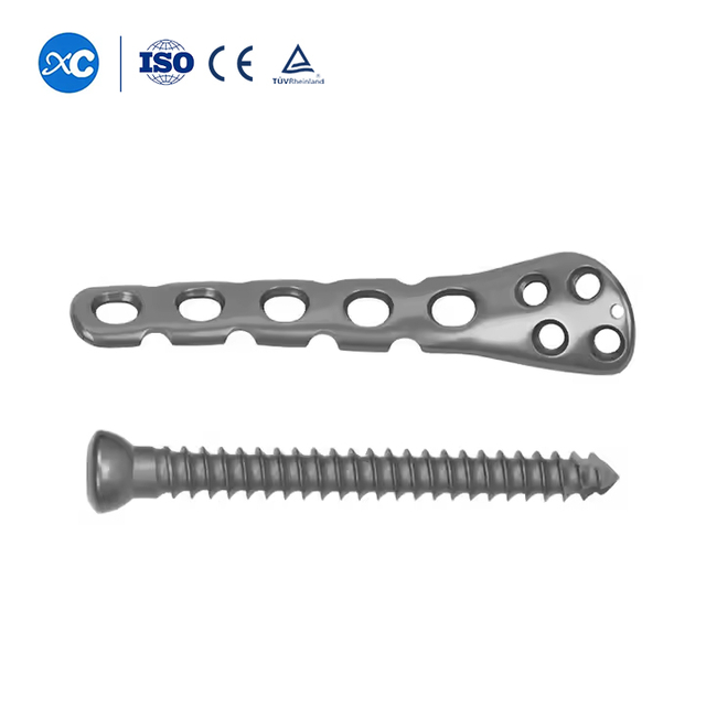 Rekonstrukcja płytki bocznej dalszej części kości piszczelowej