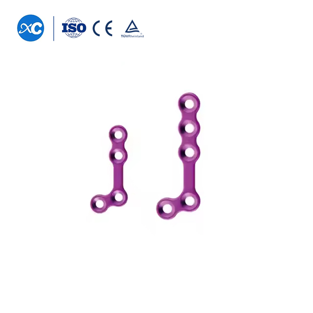 1.5 Maxillofacial Mikro 110&deg;L-Plate