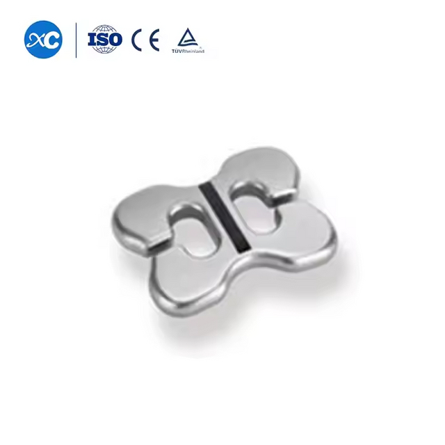 لوحة التيتانيوم